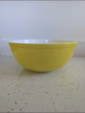 Vintage Pyrex Yellow and White Ovenware Mixing Bowl